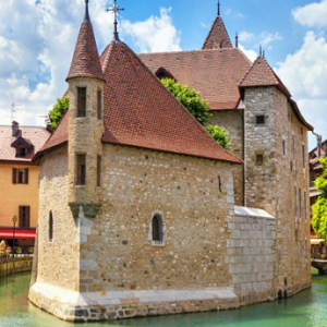 Top Reasons Why You Should Travel to Annecy City.